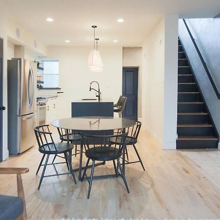 Large 2 Bdr With Deck Hosted By Stayrafa Filadelfia Exterior foto
